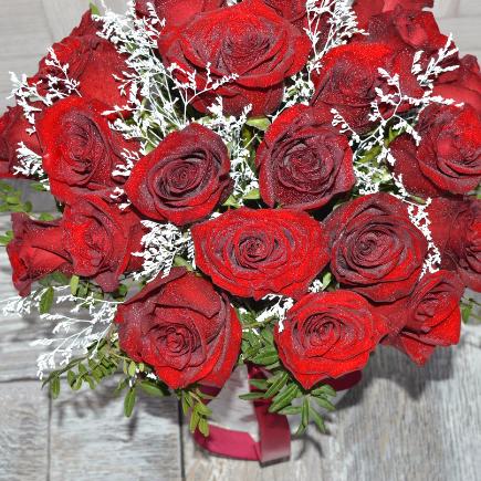 Букет Red Naomi / Челябинск / Цена от 5 500 Р